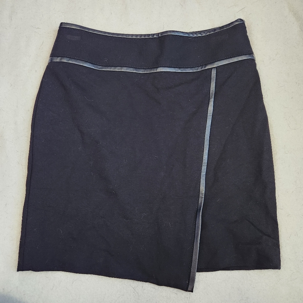 White House Black Market Black Boot Skirt Size 2